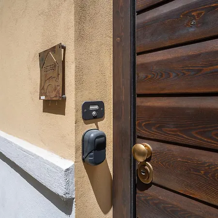 Rene アパート パルマ